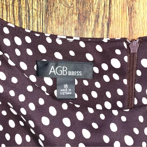 AGB Brown & White Polka Dit Sleeveless Midi Dress size 16 - Picture 2 of 3